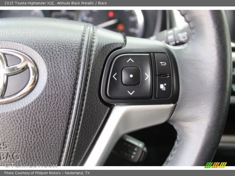Attitude Black Metallic / Black 2015 Toyota Highlander XLE