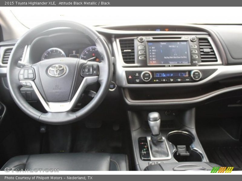 Attitude Black Metallic / Black 2015 Toyota Highlander XLE