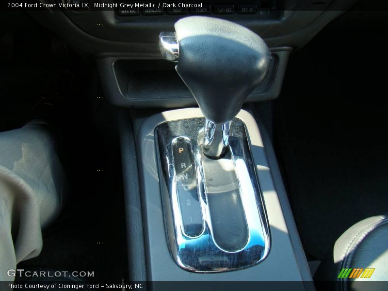 Midnight Grey Metallic / Dark Charcoal 2004 Ford Crown Victoria LX