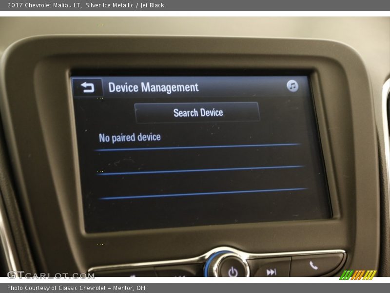 Silver Ice Metallic / Jet Black 2017 Chevrolet Malibu LT