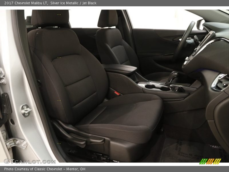 Silver Ice Metallic / Jet Black 2017 Chevrolet Malibu LT