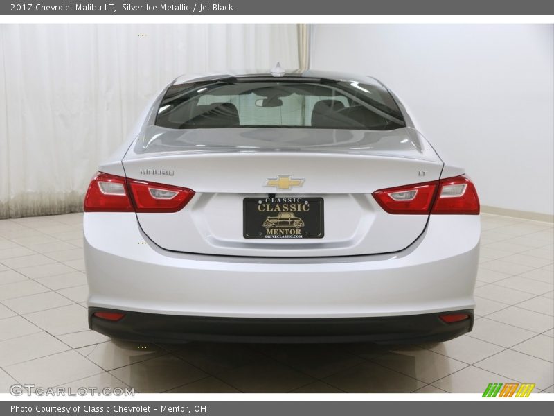 Silver Ice Metallic / Jet Black 2017 Chevrolet Malibu LT