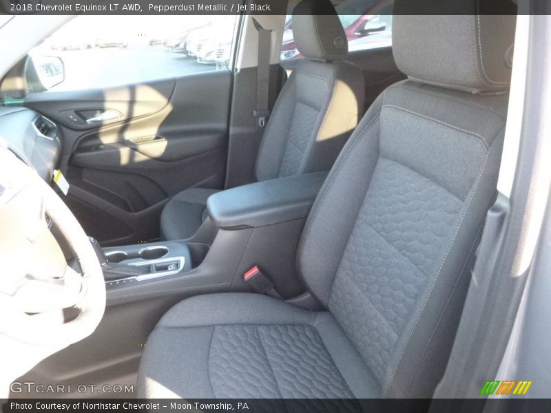Pepperdust Metallic / Jet Black 2018 Chevrolet Equinox LT AWD