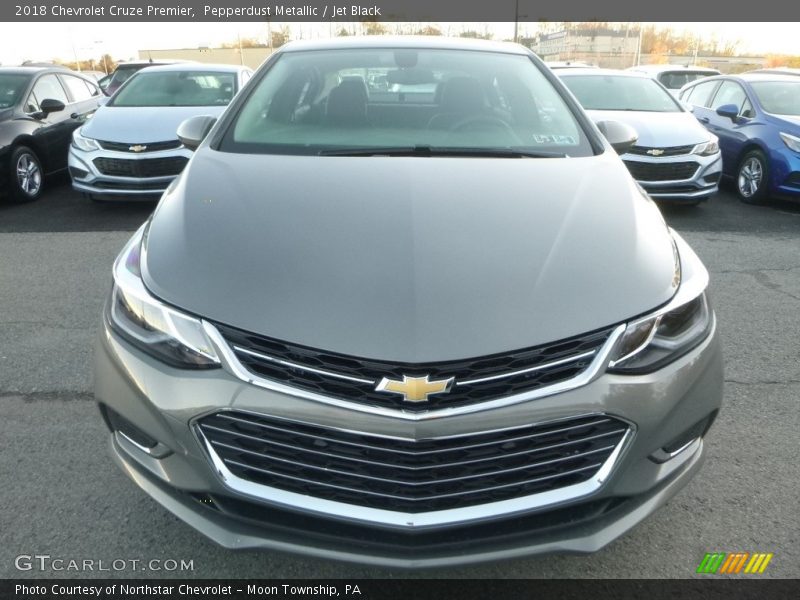 Pepperdust Metallic / Jet Black 2018 Chevrolet Cruze Premier