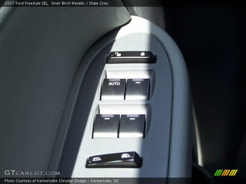 Silver Birch Metallic / Shale Grey 2007 Ford Freestyle SEL