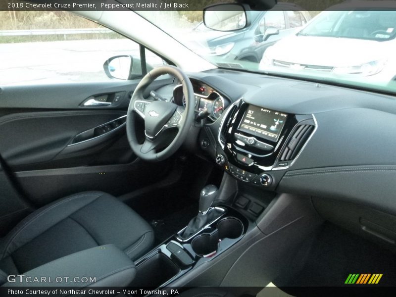 Pepperdust Metallic / Jet Black 2018 Chevrolet Cruze Premier