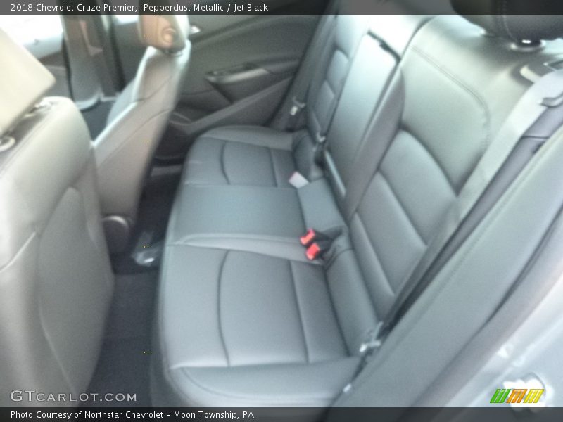 Pepperdust Metallic / Jet Black 2018 Chevrolet Cruze Premier
