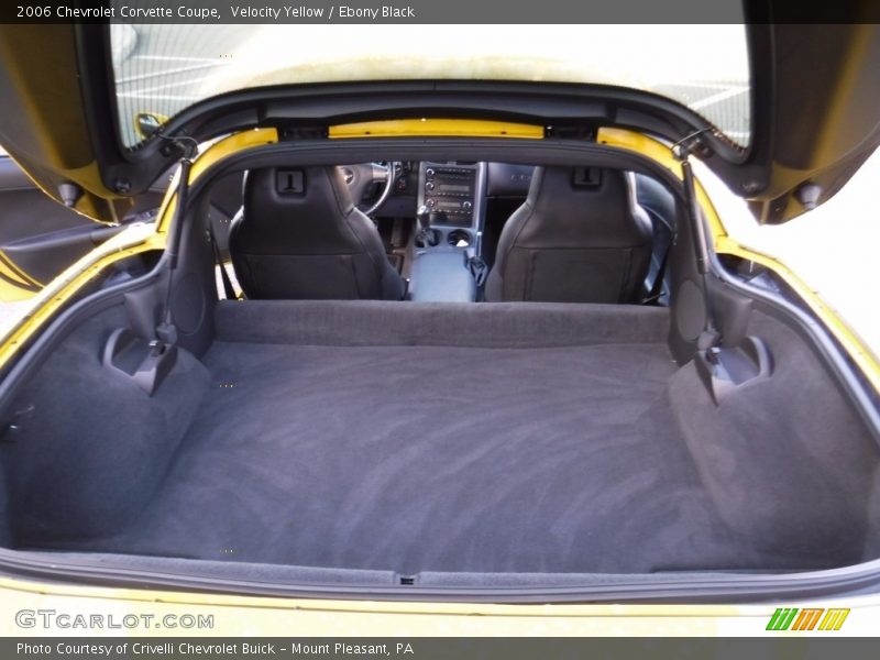 Velocity Yellow / Ebony Black 2006 Chevrolet Corvette Coupe