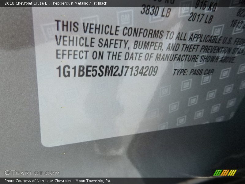 Pepperdust Metallic / Jet Black 2018 Chevrolet Cruze LT