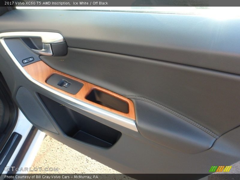 Ice White / Off Black 2017 Volvo XC60 T5 AWD Inscription
