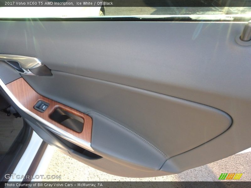 Ice White / Off Black 2017 Volvo XC60 T5 AWD Inscription