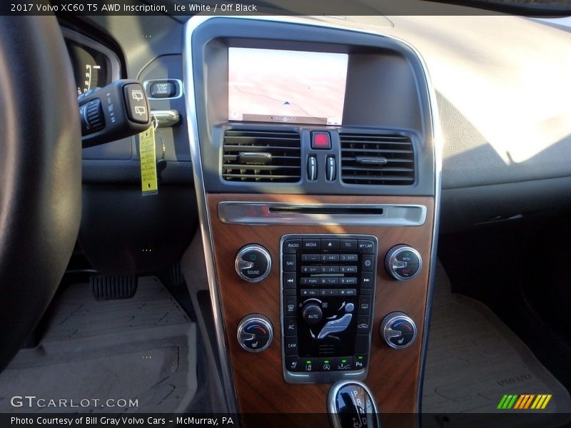 Ice White / Off Black 2017 Volvo XC60 T5 AWD Inscription