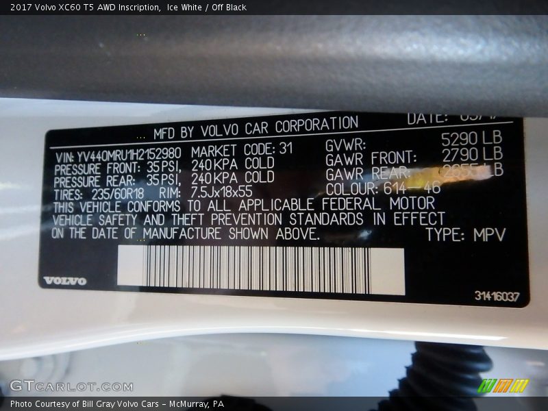 Ice White / Off Black 2017 Volvo XC60 T5 AWD Inscription