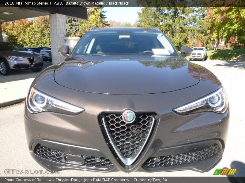 Basalto Brown Metallic / Black/Black 2018 Alfa Romeo Stelvio Ti AWD