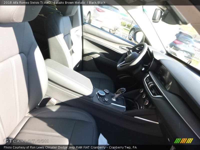 Basalto Brown Metallic / Black/Black 2018 Alfa Romeo Stelvio Ti AWD