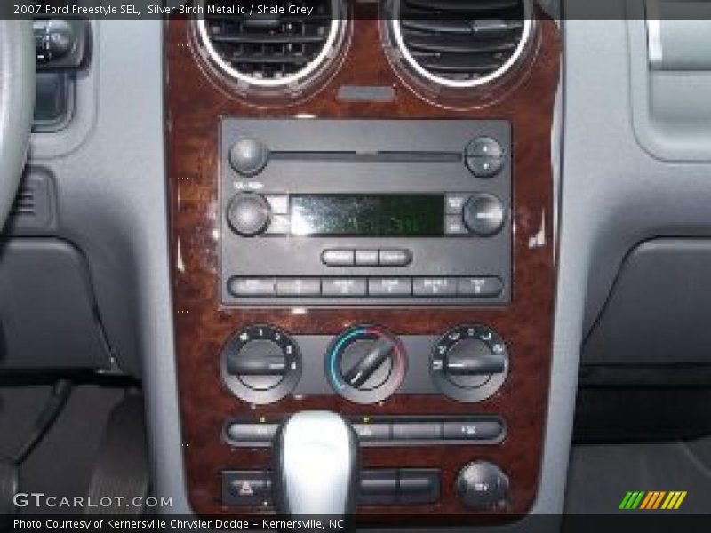 Silver Birch Metallic / Shale Grey 2007 Ford Freestyle SEL