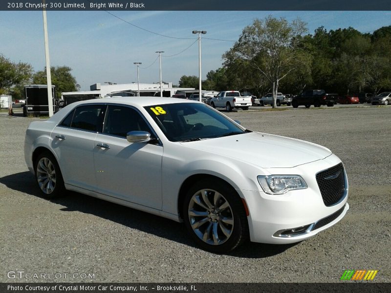 Bright White / Black 2018 Chrysler 300 Limited