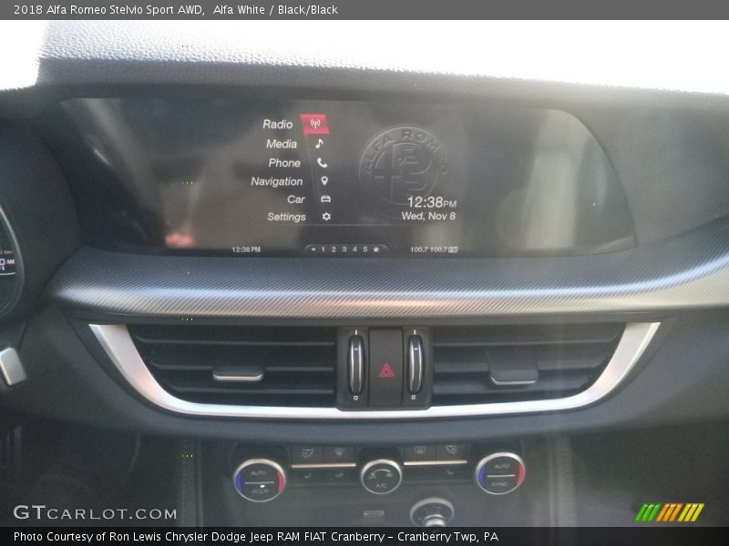 Alfa White / Black/Black 2018 Alfa Romeo Stelvio Sport AWD