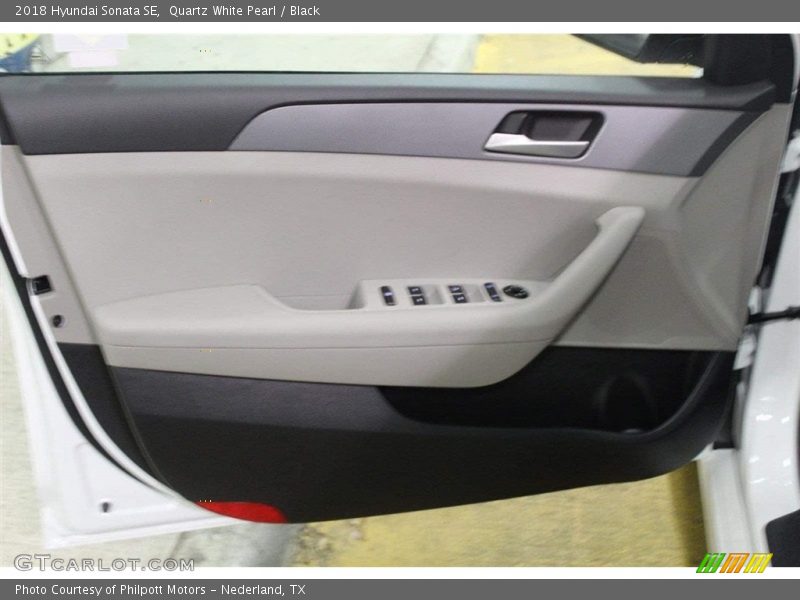 Quartz White Pearl / Black 2018 Hyundai Sonata SE