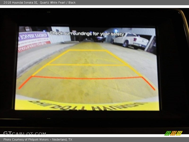 Quartz White Pearl / Black 2018 Hyundai Sonata SE