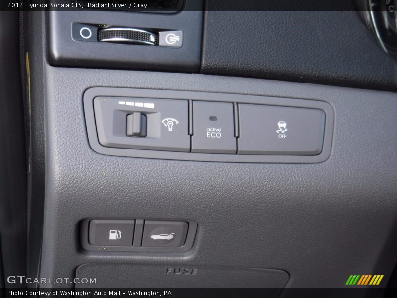 Radiant Silver / Gray 2012 Hyundai Sonata GLS