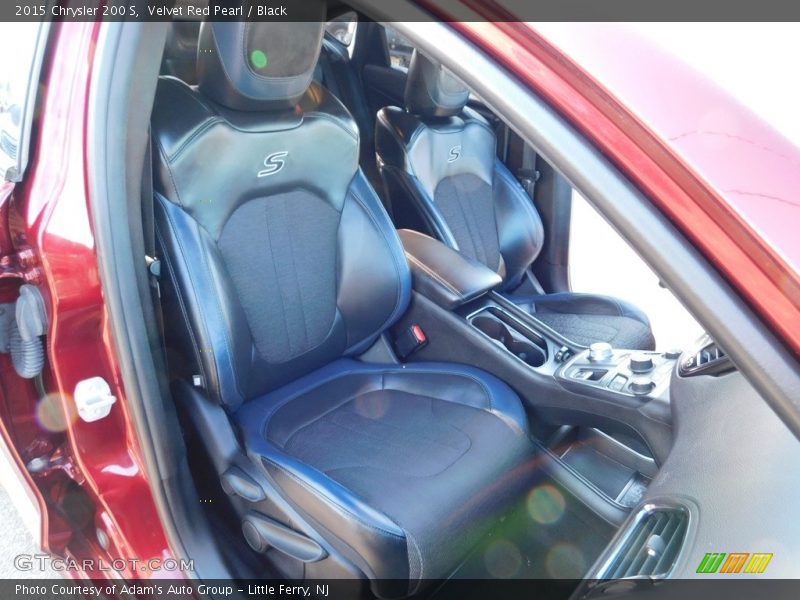 Velvet Red Pearl / Black 2015 Chrysler 200 S