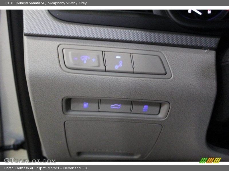 Symphony Silver / Gray 2018 Hyundai Sonata SE