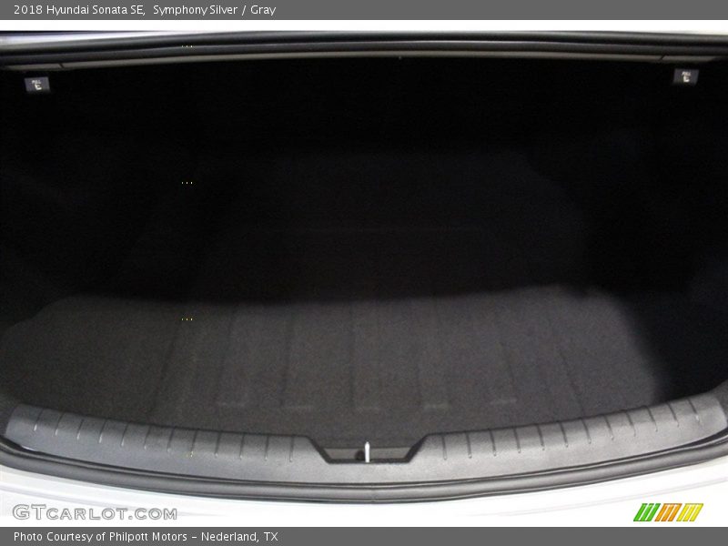 Symphony Silver / Gray 2018 Hyundai Sonata SE