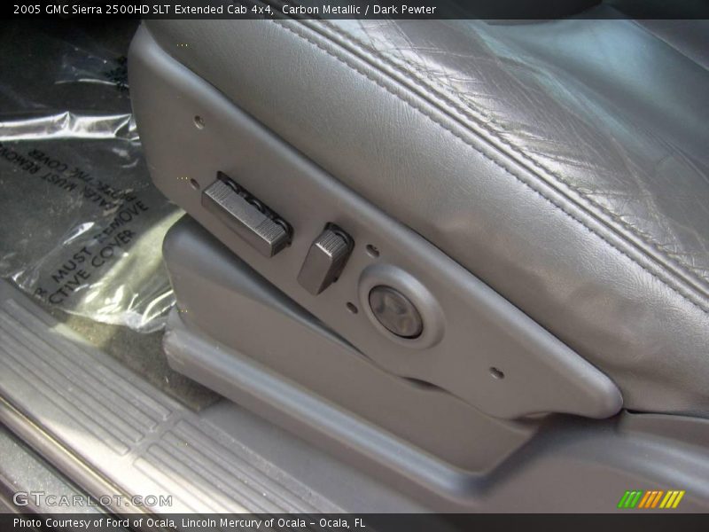 Carbon Metallic / Dark Pewter 2005 GMC Sierra 2500HD SLT Extended Cab 4x4