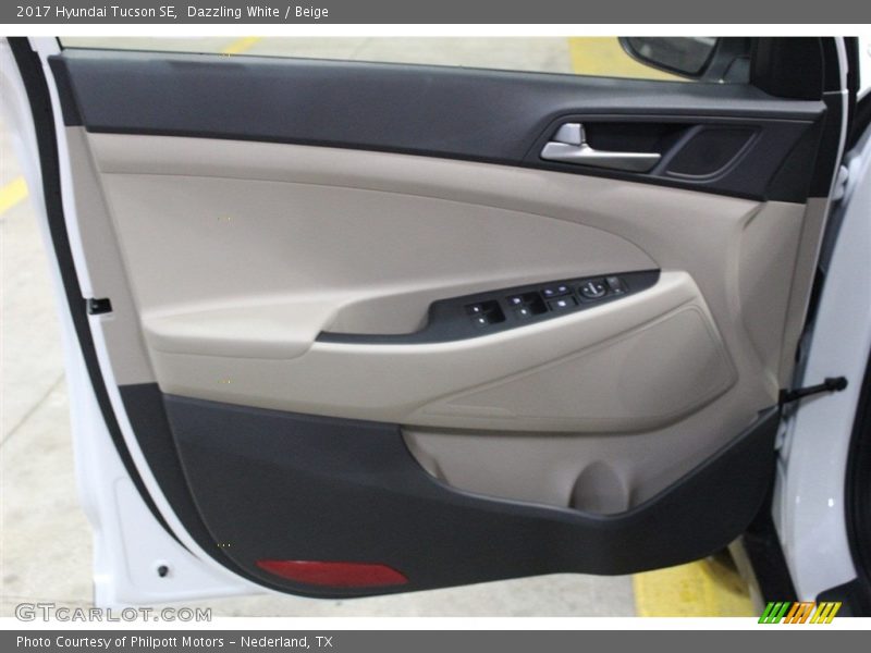 Dazzling White / Beige 2017 Hyundai Tucson SE