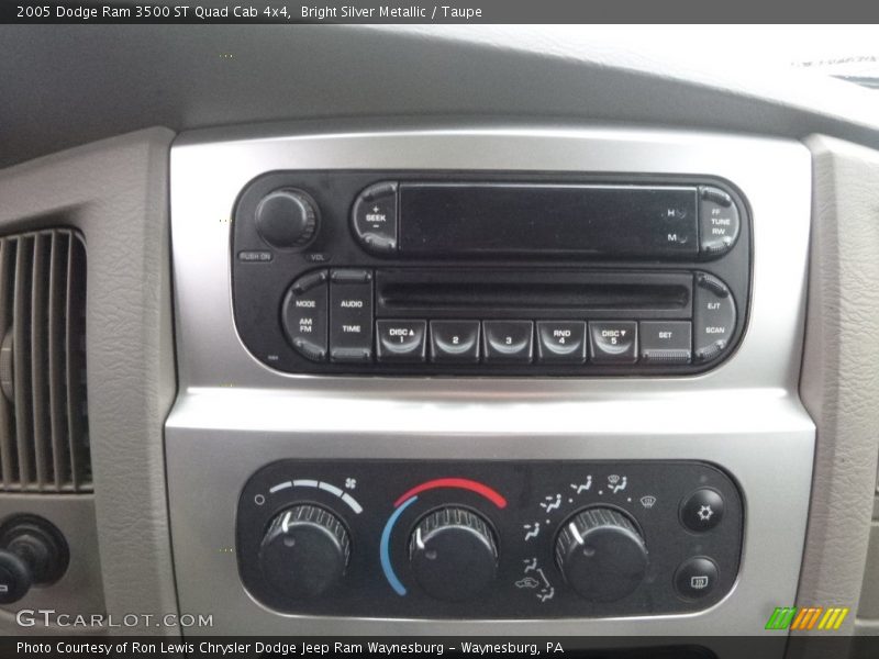 Bright Silver Metallic / Taupe 2005 Dodge Ram 3500 ST Quad Cab 4x4