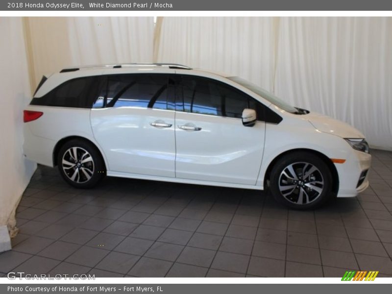 White Diamond Pearl / Mocha 2018 Honda Odyssey Elite