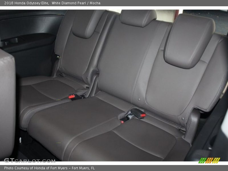 White Diamond Pearl / Mocha 2018 Honda Odyssey Elite