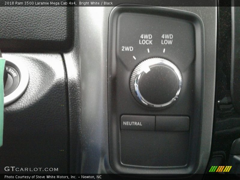 Bright White / Black 2018 Ram 3500 Laramie Mega Cab 4x4
