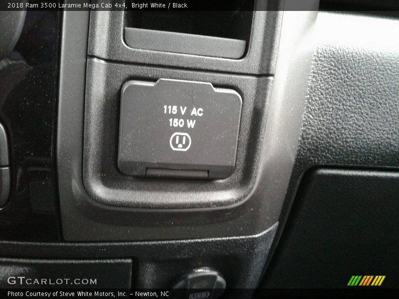 Bright White / Black 2018 Ram 3500 Laramie Mega Cab 4x4