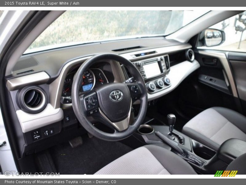 Super White / Ash 2015 Toyota RAV4 LE
