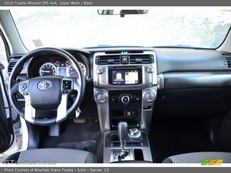 Super White / Black 2016 Toyota 4Runner SR5 4x4
