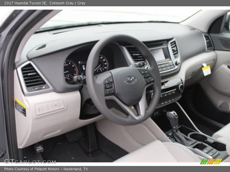 Coliseum Gray / Gray 2017 Hyundai Tucson SE