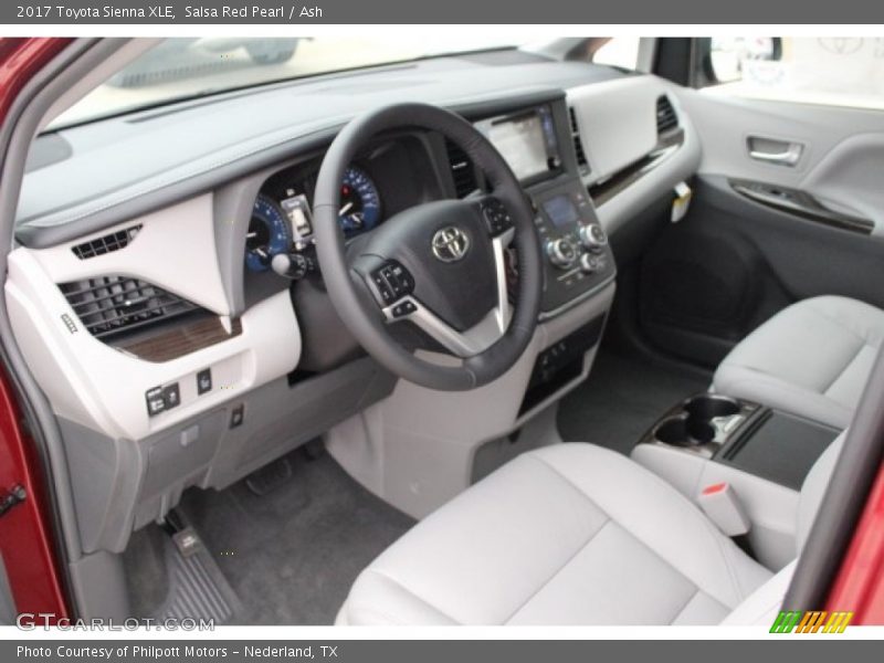 Salsa Red Pearl / Ash 2017 Toyota Sienna XLE