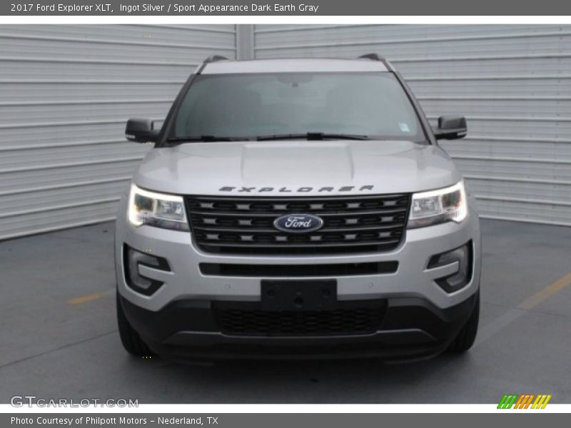 Ingot Silver / Sport Appearance Dark Earth Gray 2017 Ford Explorer XLT