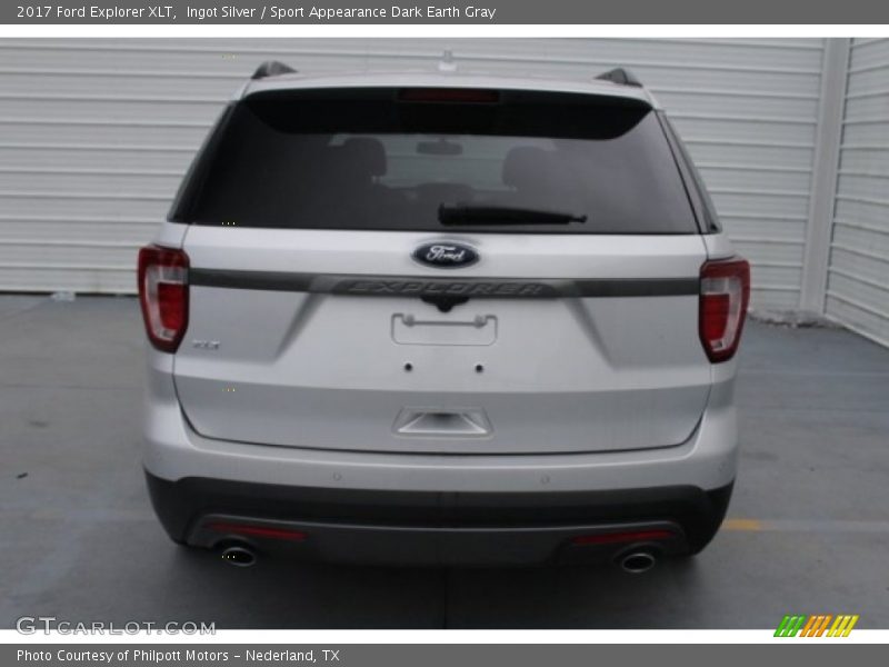 Ingot Silver / Sport Appearance Dark Earth Gray 2017 Ford Explorer XLT