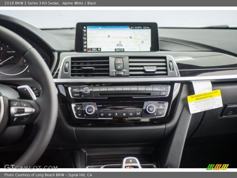 Alpine White / Black 2018 BMW 3 Series 340i Sedan