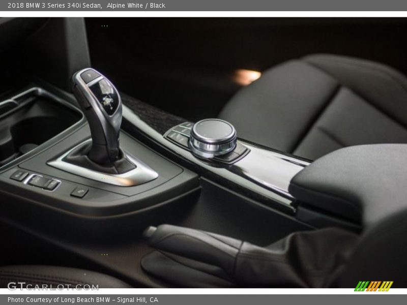 Alpine White / Black 2018 BMW 3 Series 340i Sedan