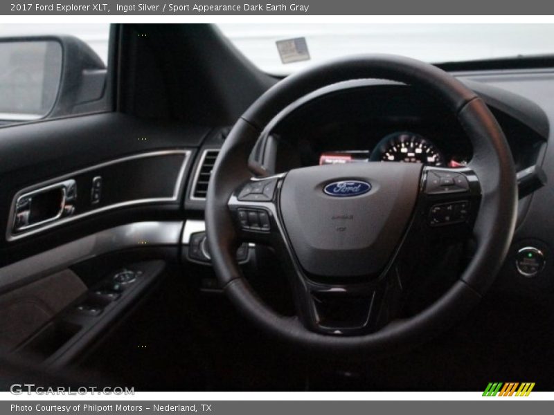 Ingot Silver / Sport Appearance Dark Earth Gray 2017 Ford Explorer XLT