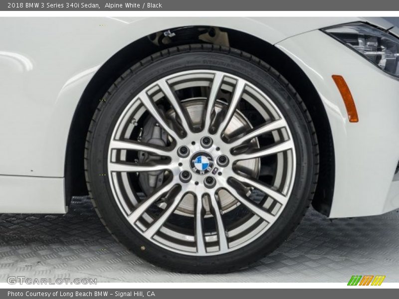 Alpine White / Black 2018 BMW 3 Series 340i Sedan