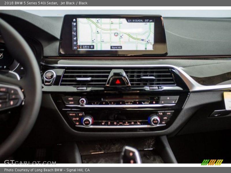 Jet Black / Black 2018 BMW 5 Series 540i Sedan