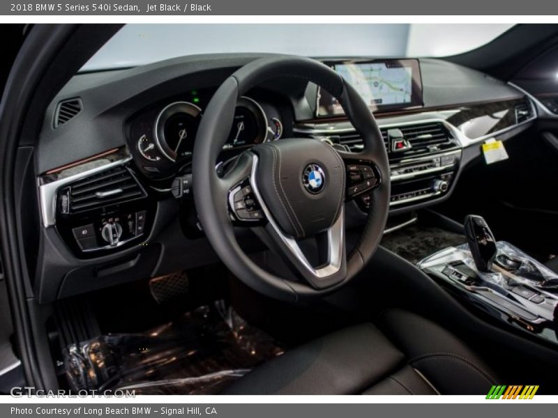 Jet Black / Black 2018 BMW 5 Series 540i Sedan