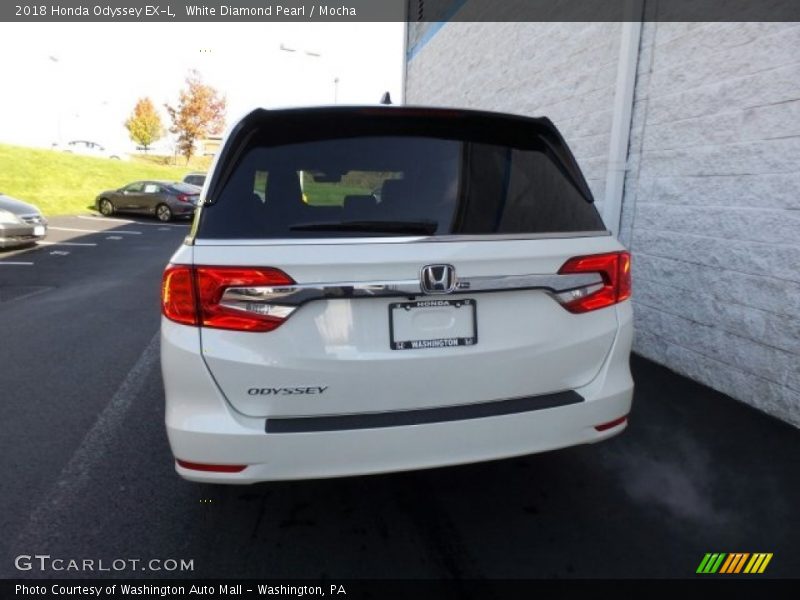 White Diamond Pearl / Mocha 2018 Honda Odyssey EX-L