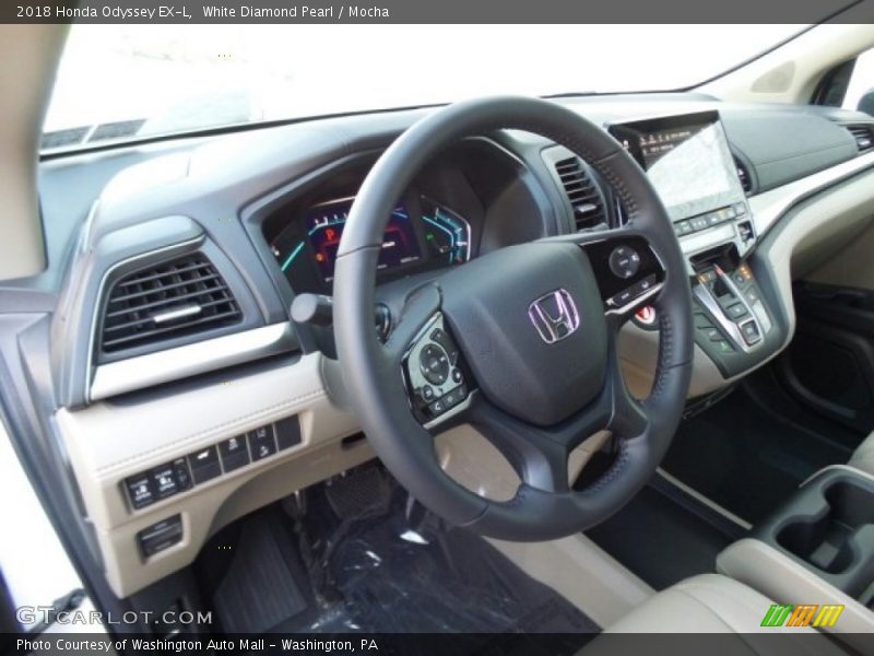 White Diamond Pearl / Mocha 2018 Honda Odyssey EX-L