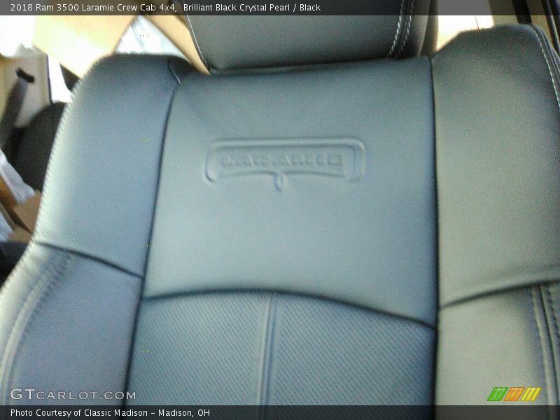 Brilliant Black Crystal Pearl / Black 2018 Ram 3500 Laramie Crew Cab 4x4